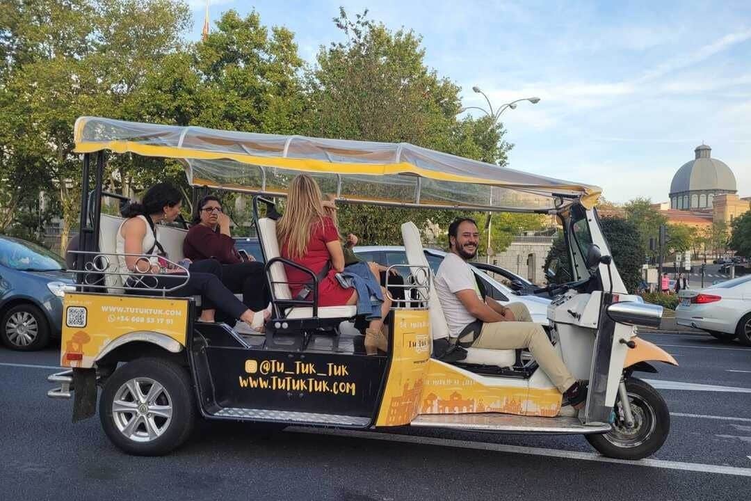 Votre TUK TUK autour de Madrid