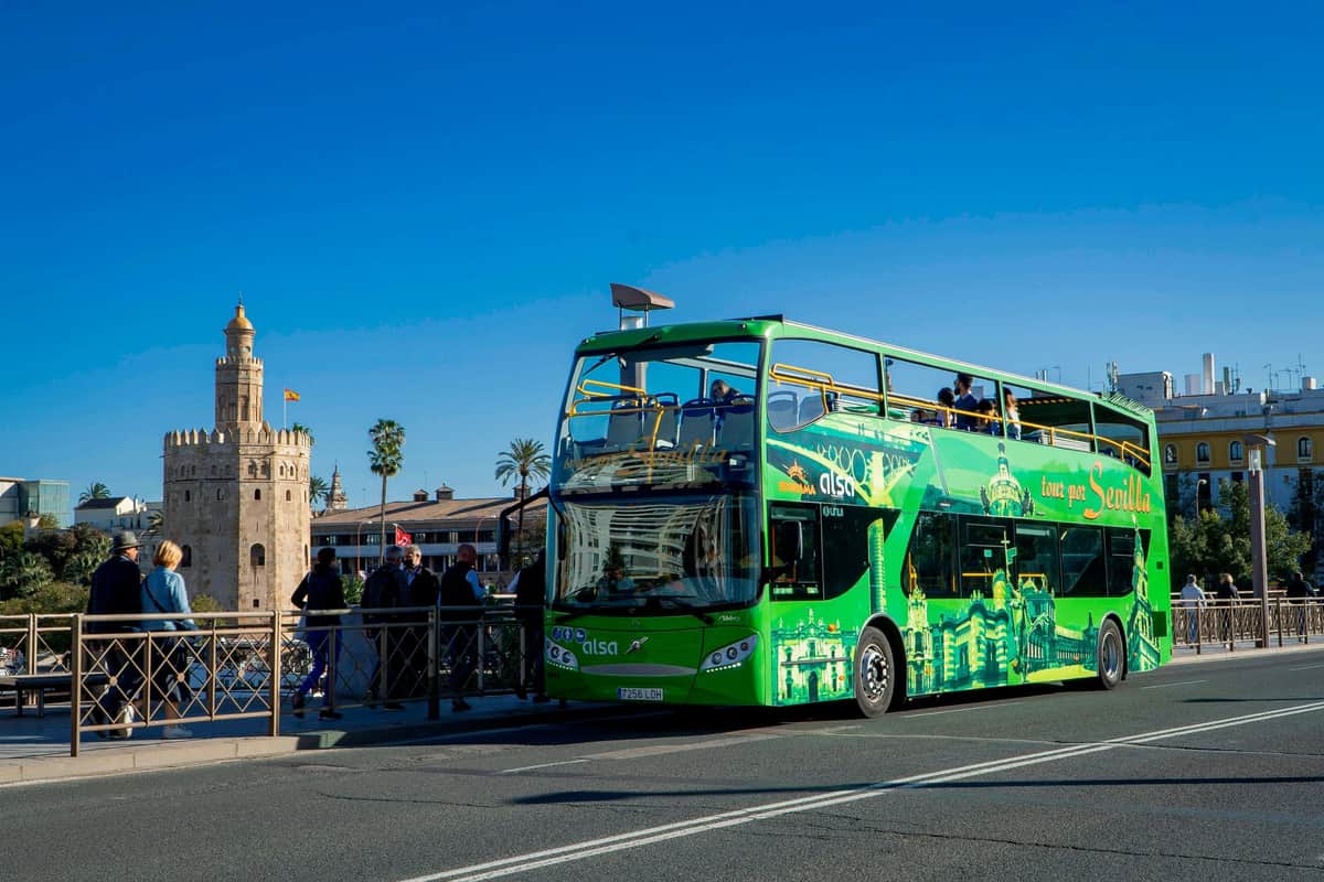 Bus de Torre del Oro