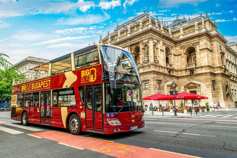 Big Bus Budapest : Visite guidée en bus Hop-on Hop-off