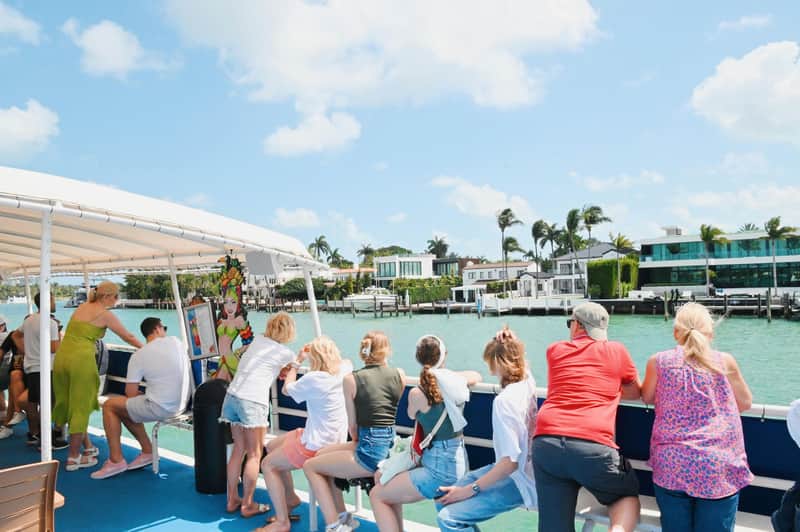 Miami : Visite à pied de South Beach avec croisière Skyline