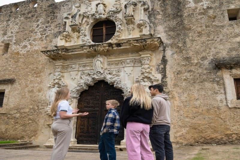 San Antonio : Visite à pied en petit groupe + Croisière sur la rivière + Tour des Amériques